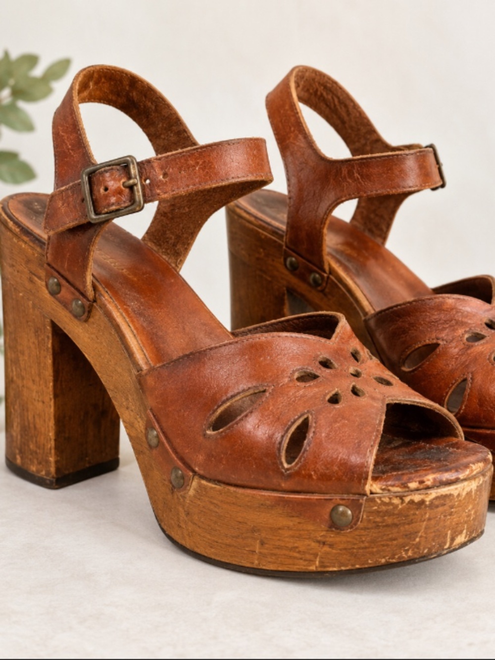 Vintage 70s Thom McAn Woodworks Leather Wood Platform Heels Sandals